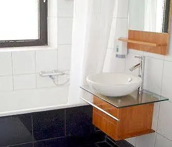 City Hotel Koln Am Neumarkt 2*, Кёльн